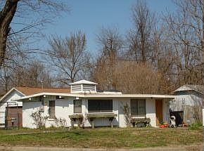 1st image of 49 W Stonewall Ave