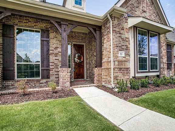 4th image of 533 Hilltop Dr