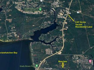 Old Jolly Bay Rd, Freeport, FL 32439