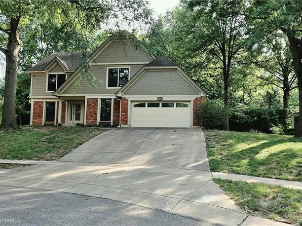 109 NW 44th St, Kansas City, MO 64116