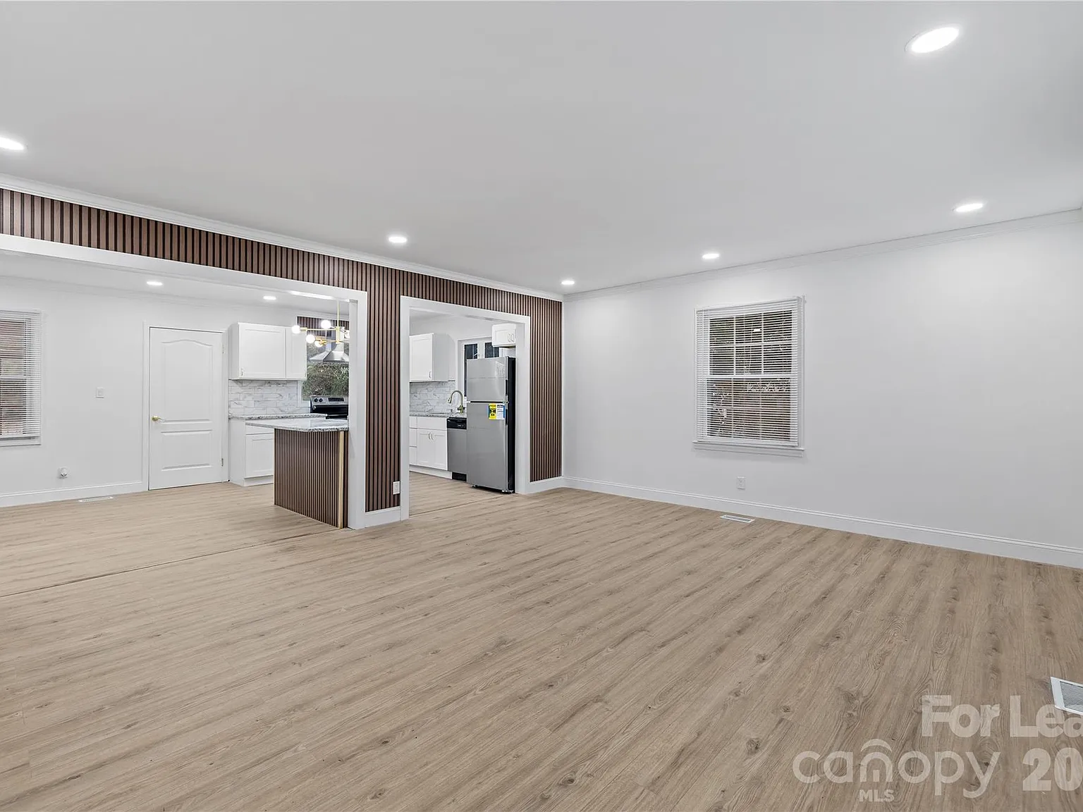 3 bed, 2.0 bath, 1532 sqft, $1,950 — Photo 3