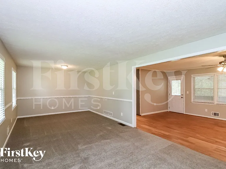 3560 Nowlin Rd NW — Photo 2