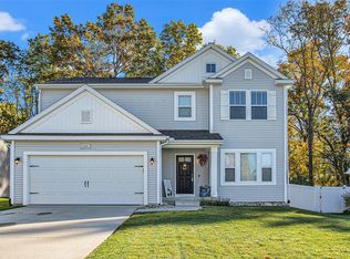 6180 Wood Hollow Ave, Kalamazoo, MI 49009