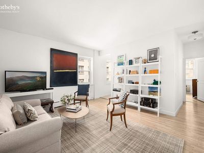 207 E 21st St APT 3F, Manhattan, NY, 10010