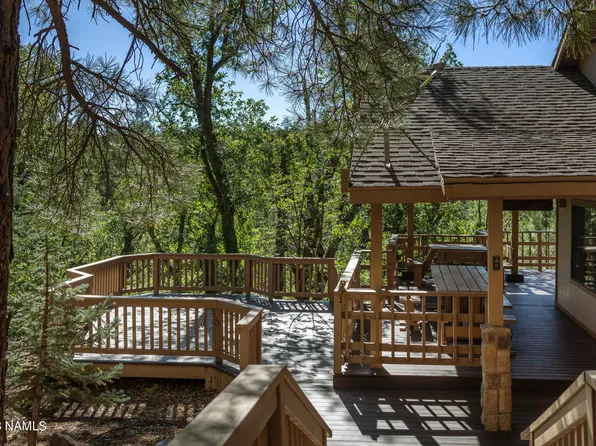 1325 E Cougar St, Munds Park, AZ 86017
