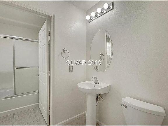 5th image of 43 Agate Ave #301
