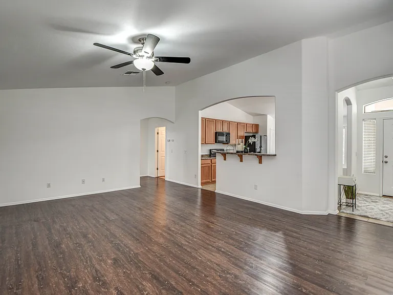 4937 W Nancy Ln — Photo 8