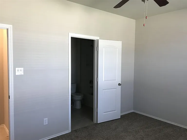 4427 Aversa Dr — Photo 10