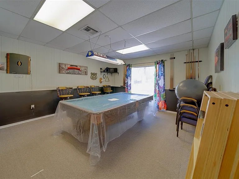 13827 Mission Oaks Blvd — Photo 33