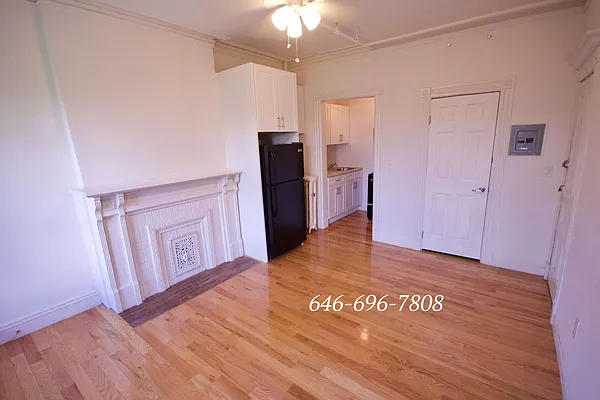 Rented by Brickwood BWR LLC | media 13