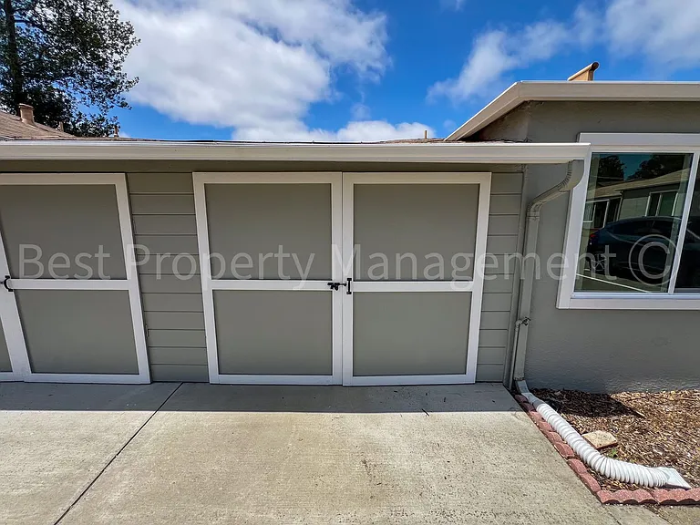4906 Jensen Rd — Photo 20