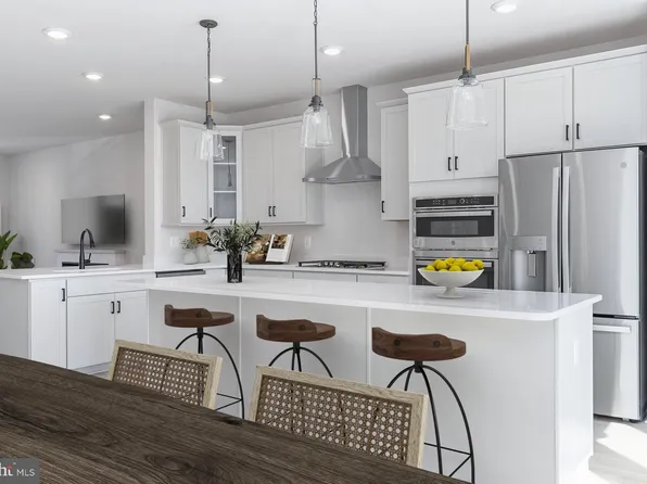 440 Germania St, Fredericksburg, VA 22401