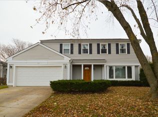 1521 Brandywyn Ln, Buffalo Grove, IL 60089