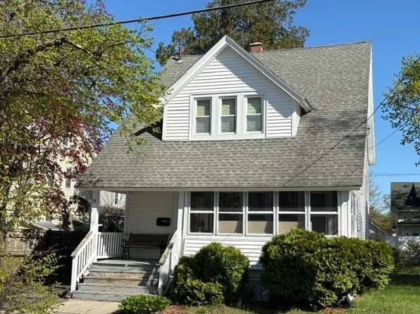 14 Blodgett St, Springfield, MA 01108