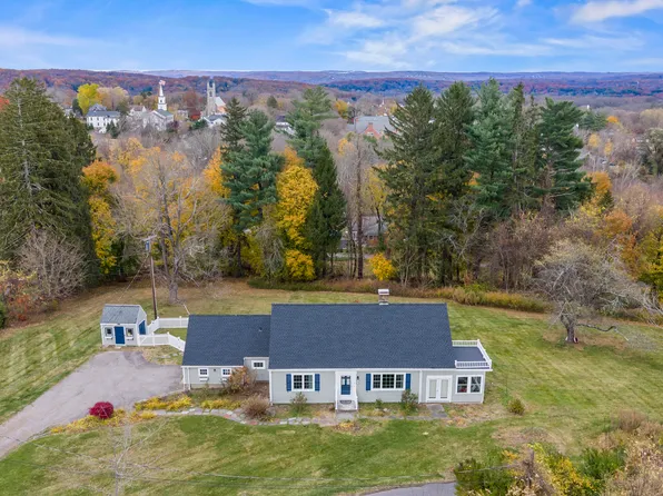 3 Topside Lane, Newtown, CT 06470