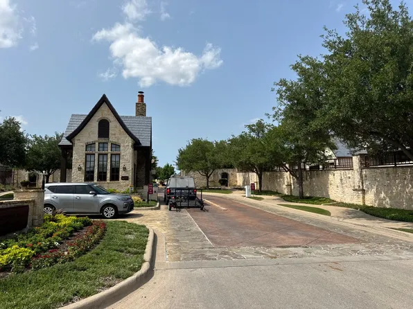 4656 Palencia Dr, Fort Worth, TX 76126