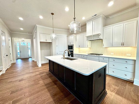 2nd image of 185 Fulworth Dr NW #77