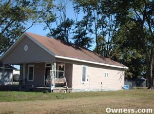 112 Black Ave, Chaffee, MO 63740