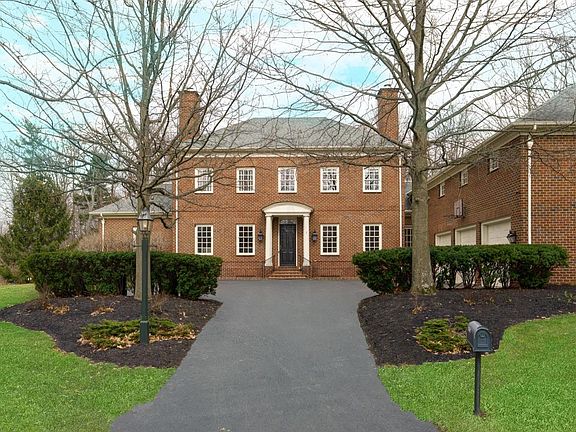 2nd image of 4386 Tarrytown Ct
