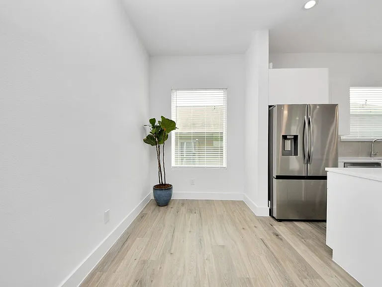 4608 Coke St — Photo 13