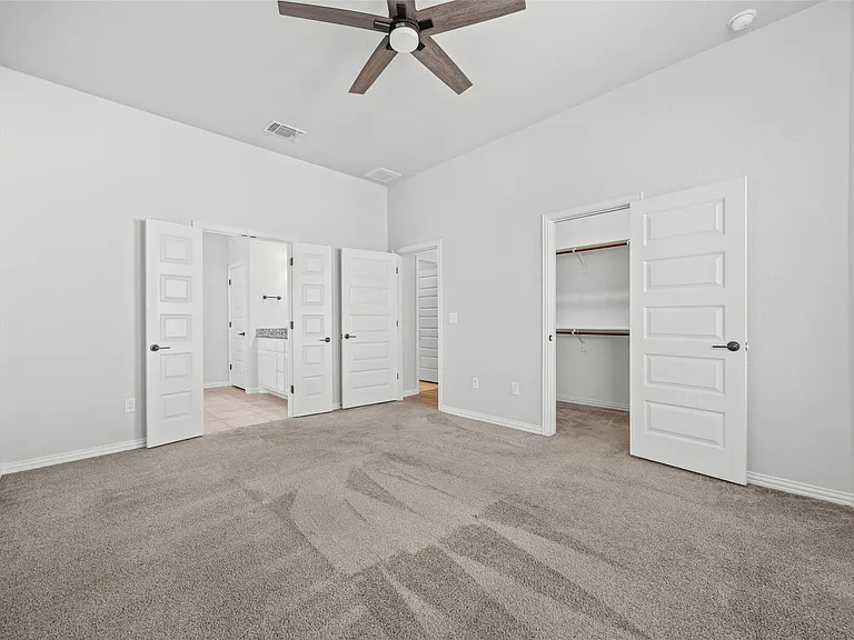 12900 Bloomington Dr — Photo 15