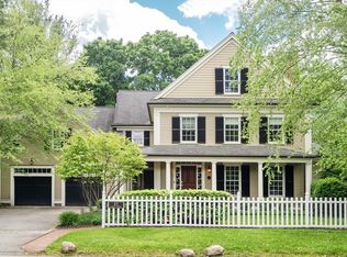 42 Clarke St, Lexington, MA 02421