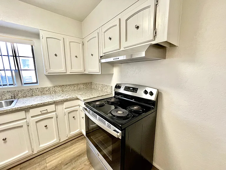 3638 E 1st St #NA — Photo 6