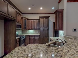 11800 SW 17th St, Yukon, OK 73099