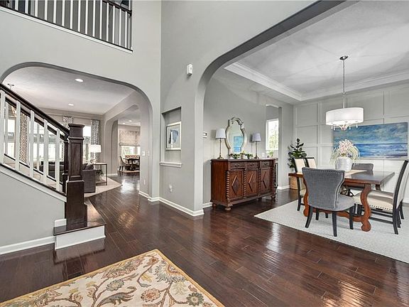 3rd image of 36465 Gosford Dr