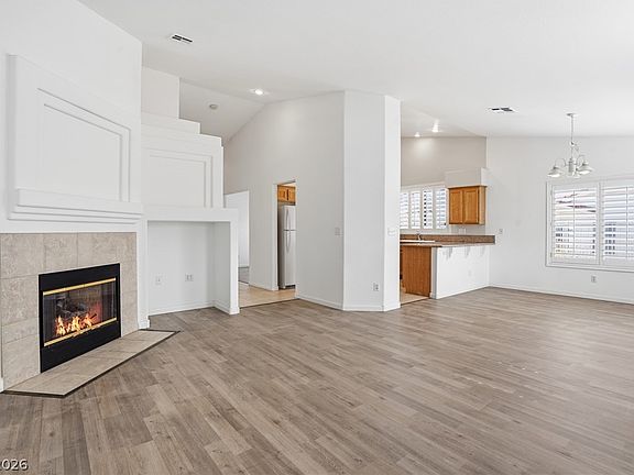 5th image of 7751 Top Hat Ave
