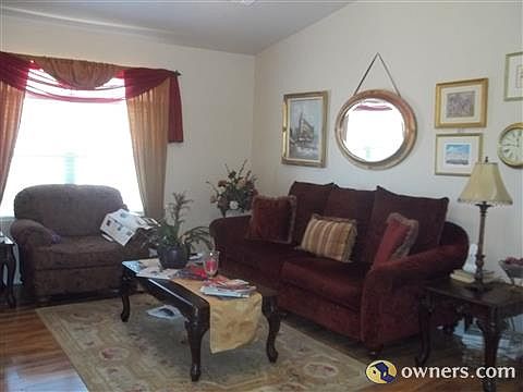 4th image of 2812 Harrod Ave