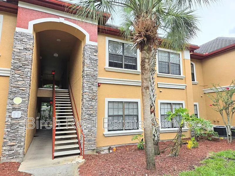 1 bed, 1.0 bath, 750 sqft, $1,395 — Photo 2