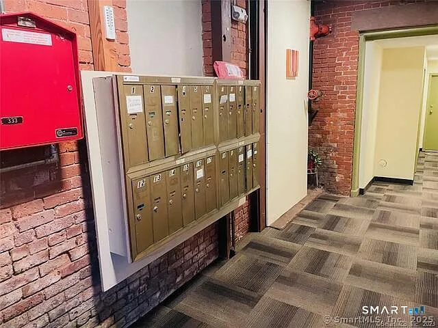 1 Russell St #20 — Photo 18