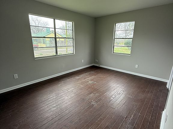 4th image of 1400 Indiana St