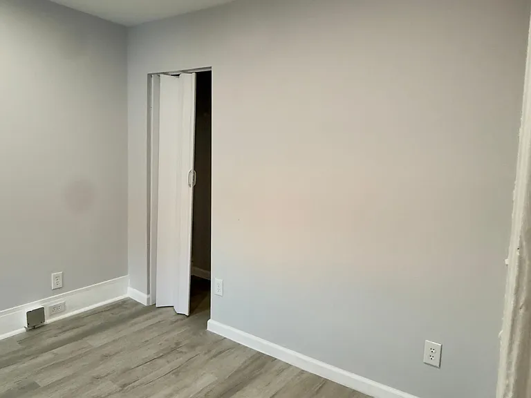 233 Clymer St #2 — Photo 17