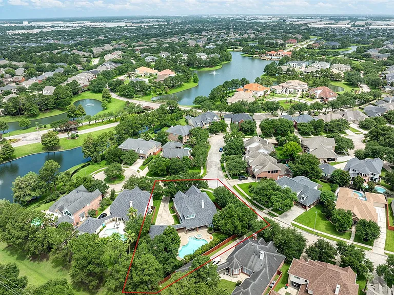 5710 Cielio Bay Ct — Photo 48