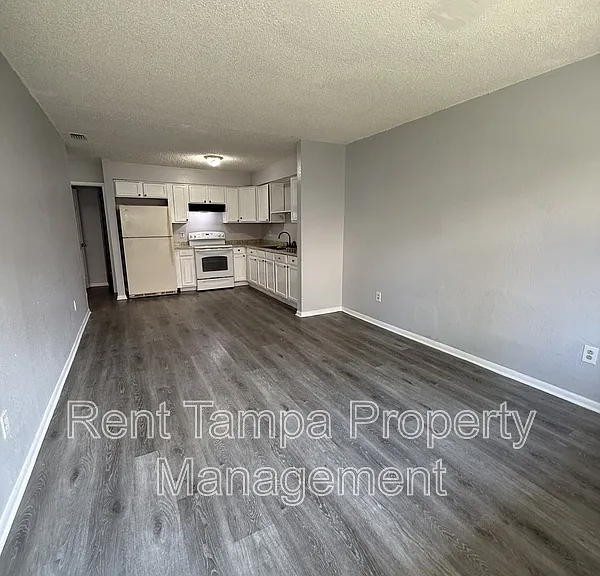8304 N Mulberry St — Photo 6