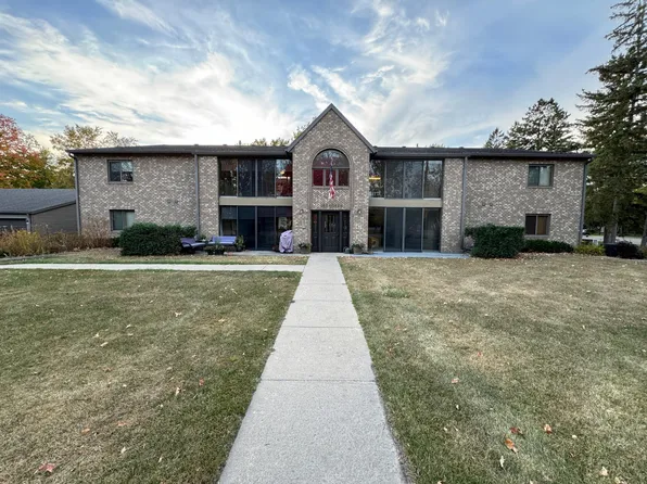 1818 Nodaway Dr #201, Detroit Lakes, MN 56501