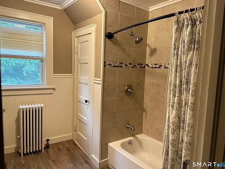 371 Prospect St — Photo 18