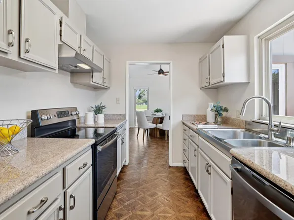 3350 Fir Ave, Alameda, CA 94502