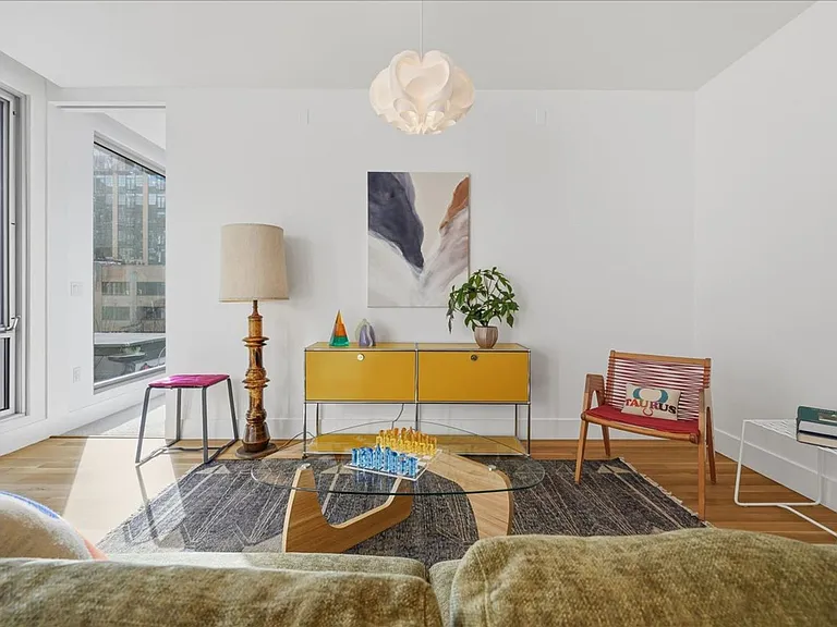 937 NW Glisan St #435 — Photo 4