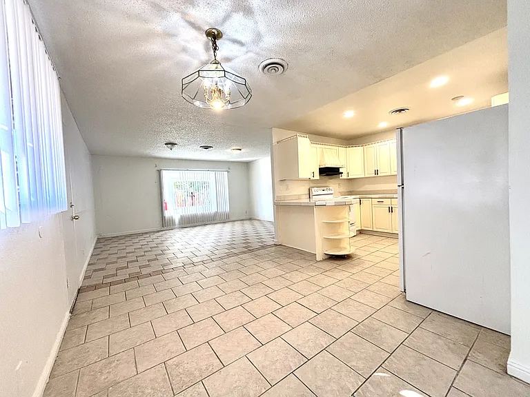 5813 Iris Ave — Photo 15