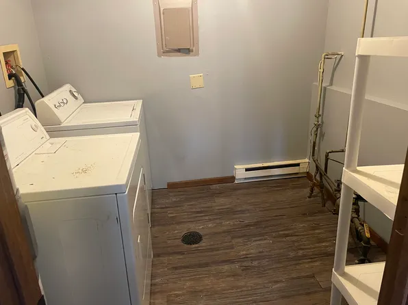 838 Wentworth Ave APT 1, South Saint Paul, MN 55075