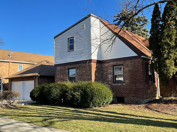 3rd image of 1504 Whitcomb Ave