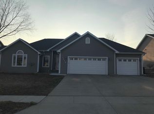 1015 W 16th St S, Newton, IA 50208