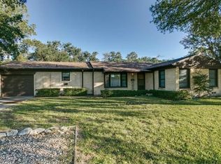 1021 Bluebird Dr, Irving, TX 75061