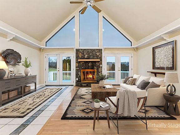 3rd image of 286 McCombs Rd