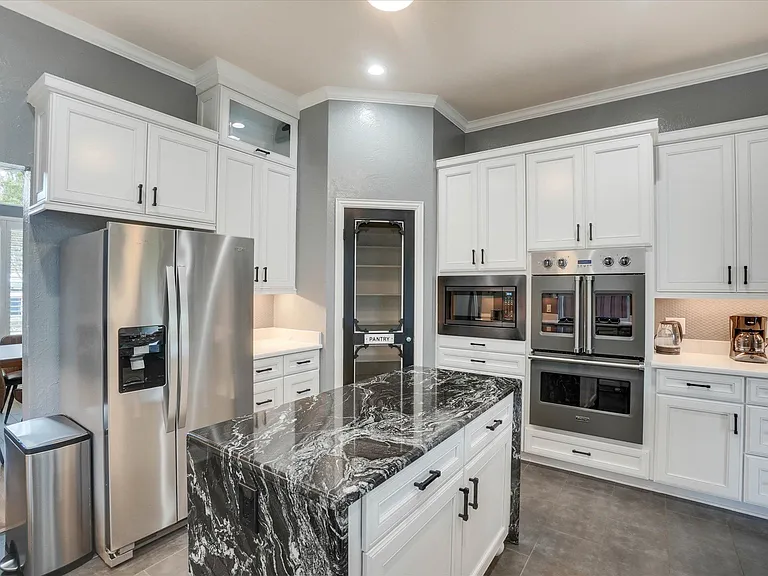 2305 Clearview Ct — Photo 13