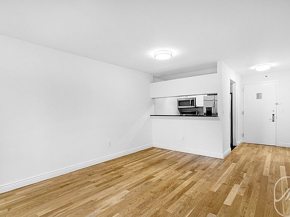 2nd image of 60 W 23rd St APT 904