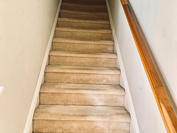 4th image of 129 Irving Ave APT C